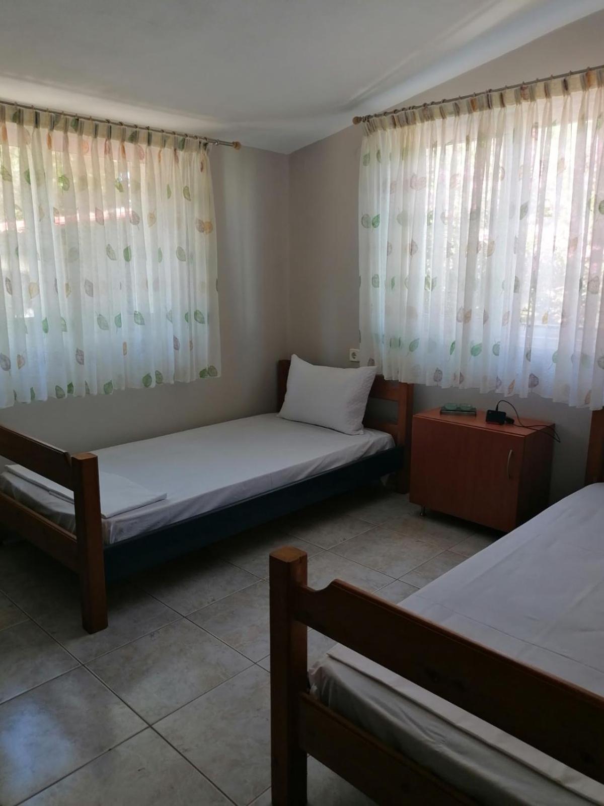 Esd House * Dikella