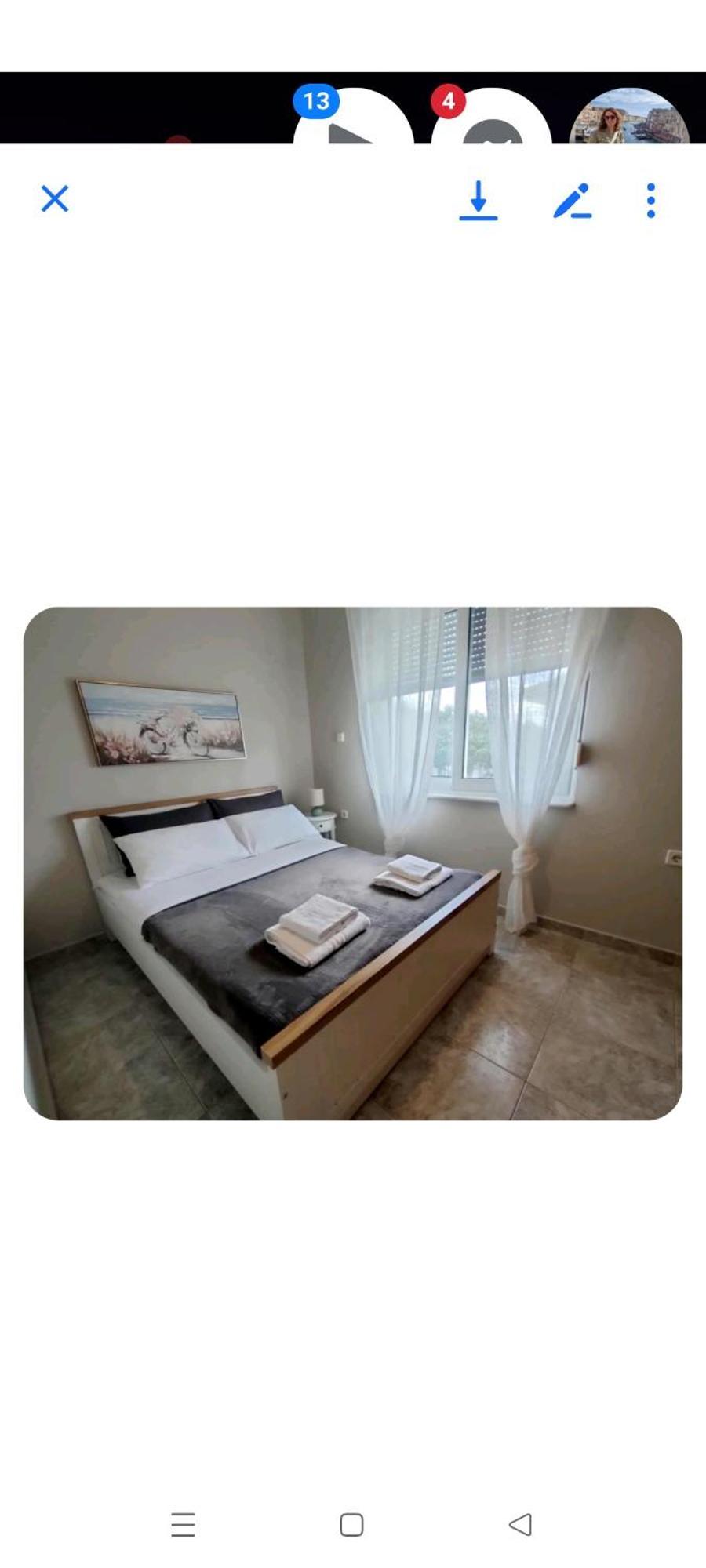 Esd House * Dikella